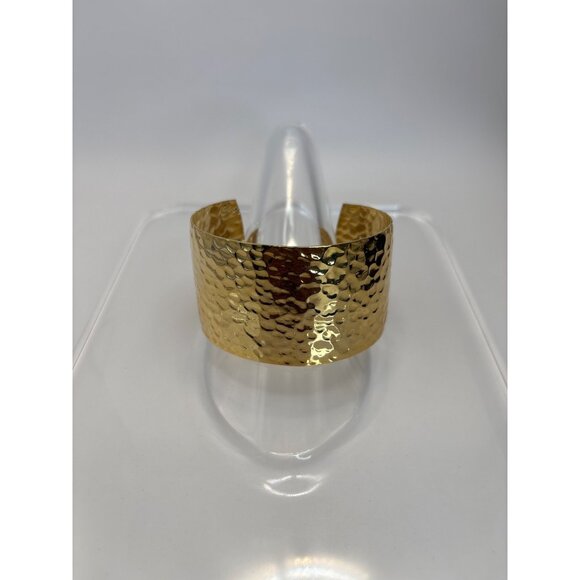 Vintage Jewelry - Vintage Gold Tone Hammered Cuff Bracelet